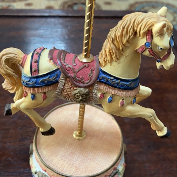 Carousel Horse Music Box - Picture 3 of 4